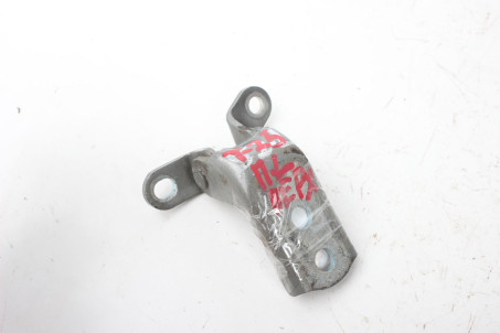 Петля двери передней левой верх Toyota Avensis T25 (T250) 2003-2009 687200D010 (19899)