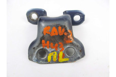 Петля двери передней левой низ Toyota RAV-4 III (XA30) 2005-2012 6874033020 (19939)