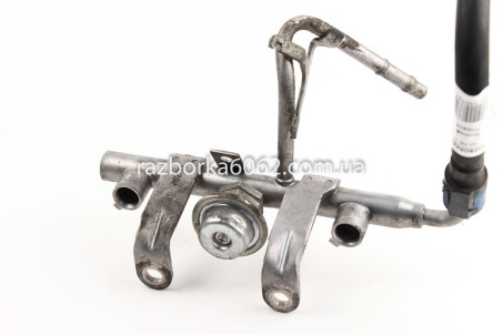 Рампа паливна права 3.0-3.6 Subaru Tribeca (WX) 2006-2014 17535AA440 (20073)