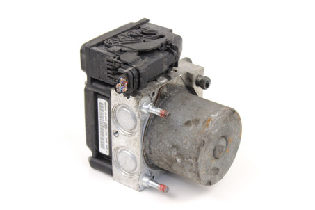 Блок ABS BOSCH 1.6 Toyota Auris 2006-2012 4451002110 (20188)