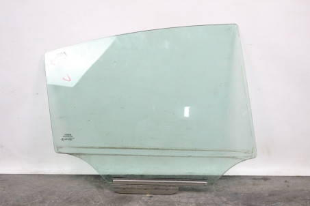 Скло двері заднє праве Toyota Avensis T27 (T270) 2009-2018 6810305140 (20923)