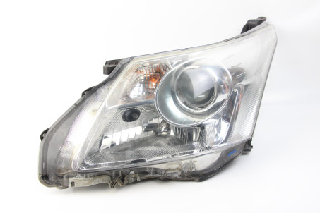 Фара левая 09-12 Toyota Avensis T27 (T270) 2009-2018 8117005310 (20958)