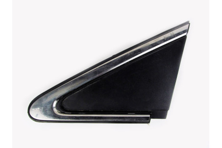 Куточок крила лівий Toyota Avensis T27 (T270) 2009-2018 6011805020 (21012)