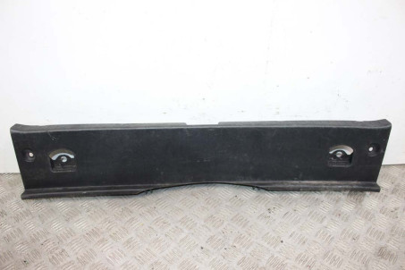 Накладка задньої панелі Toyota Avensis T27 (T270) 2009-2018 5838705100 (21086)