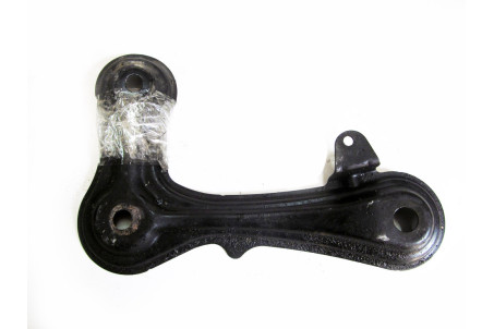 Кронштейн передней балки RH Lexus CT 200H 2010-2017 5225712011 (21343)