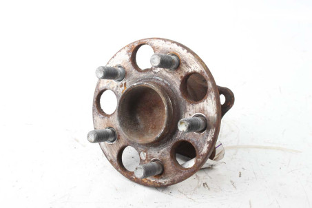 Ступиця задня Lexus CT 200H 2010-2017 4245076010 (21345)