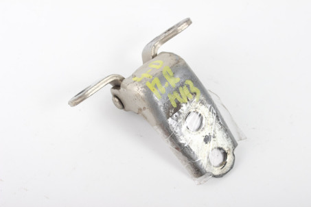 Петля двері передньої правої низ Honda Civic 4D (FD) 2006-2011 67420S3N003ZZ (21431)