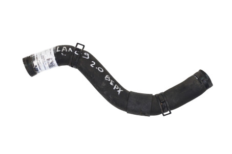 Патрубок води верхній 2.0 Mitsubishi Lancer 9 (CSA) 2003-2009 MN135078 (21636)