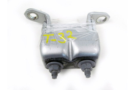 Петля двері задньої правої верх Nissan X-Trail (T32-Rogue) 2014-2021 824003NA1A (21802)