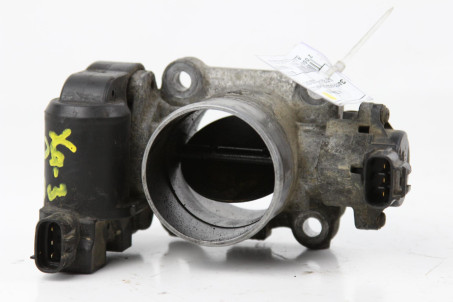 Заслінка дросельна 2.2 D 06-07 Toyota RAV-4 III 2005-2012 2610026010 (21839)