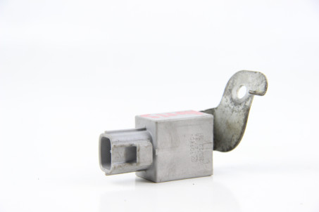 Конденсатор Toyota Auris 2006-2012 9098004196 (22089)