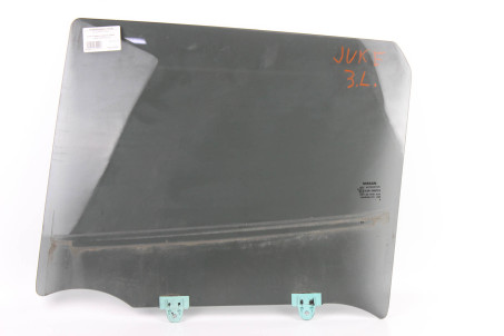 Скло двері заднє ліве оригінальне тонування Nissan Juke (YF15) 2010-2019 823011KK0A (22230)