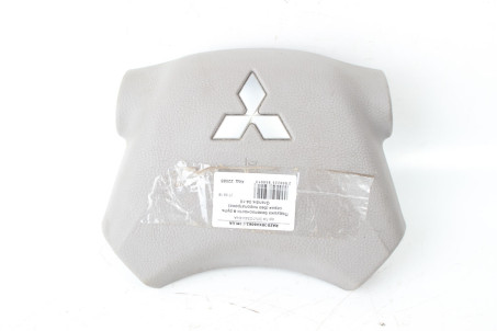Подушка безопасности в руль бежевая Mitsubishi Grandis 2004-2010 MN103444HA (22585)