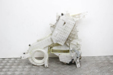 Корпус печі задній Mitsubishi Grandis 2004-2010  (22750)