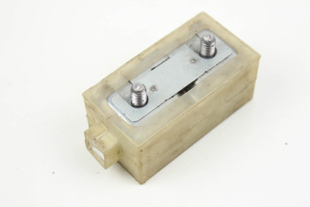 Датчик удара боковой 03-06 Mitsubishi Lancer 9 (CSA) 2003-2009 MN141003 (22790)