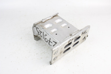 Кронштейн усилителя бампера RH Toyota Prius (ZVW35) 2009-2015 5701347020 (23657)