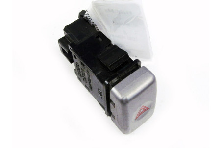 Кнопка аварийки Subaru Forester (SG) 2002-2008 83037SA000 (23714)