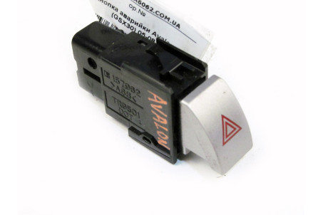 Кнопка аварійки Toyota Avalon (GSX30) 2005-2011 8433207010 (23838)