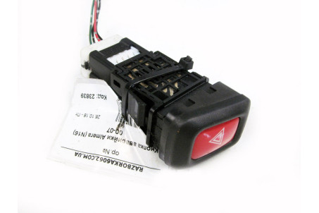 Кнопка аварийки Nissan Almera (N16) 2000-2006 252904M410 (23839)