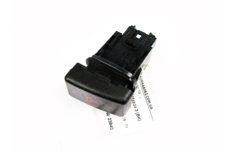 Кнопка аварийки Mazda 3 (BK) 2003-2008 BP4K664H0 (23840)