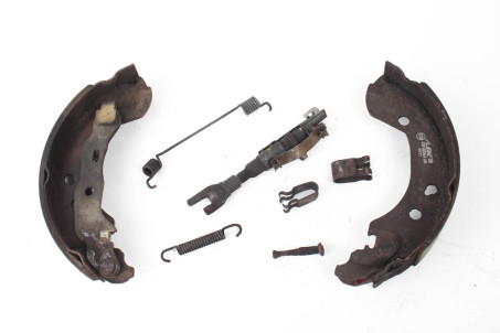 Механизм тормозной правый Nissan Note (E11) 2006-2013 44020AX600 / 44060AX625 (23852)