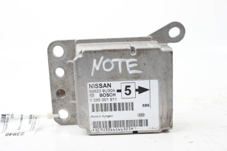 Блок керування AIRBAG Nissan Note (E11) 2006-2013 988209U30A (23948)