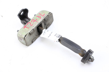 Ограничитель двери задний Toyota Avensis T27 (T270) 2009-2018 6863005050 (24184)