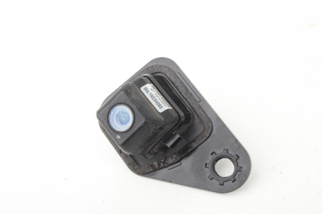 Камера заднего вида 15-18 Toyota Avensis T27 (T270) 2009-2018 8679005040 (24185)