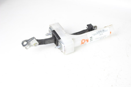 Ограничитель двери передний правый Lexus RX (AL10) 2009-2015 6861048050 (24218)