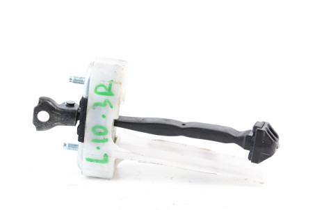 Обмежувач двері задній правий Lexus GS (L10) 2012-2018 6863030230 (24224)