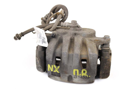 Суппорт передний правый Lexus NX 2014-2021 4773048150 (24365)