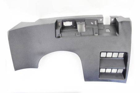 Накладка торпедо у ноги Nissan X-Trail (T32-Rogue) 2014-2021 681064CC0A (24640)