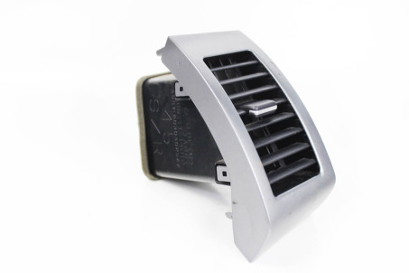 Дефлектор торпедо бічний RH Mitsubishi Outlander (CW) XL 2006-2014 8030A025 (24728)