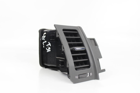 Дефлектор торпедо центральний лівий Nissan X-Trail (T31) 2007-2012 68751JG00B (24753)