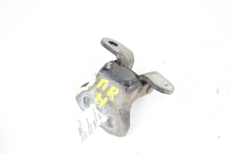 Петля двері передньої правої низ Toyota Camry 30 (XV30) 2001-2006 6873033020 (24834)