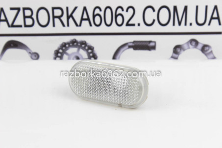 Повторитель поворота 08-10 Nissan Qashqai (J10) 2007-2014 26160AX00A (24911)