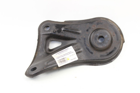 Кронштейн передней балки задний правый Toyota Camry 30 (XV30) 2001-2006 5102333040 (24997)