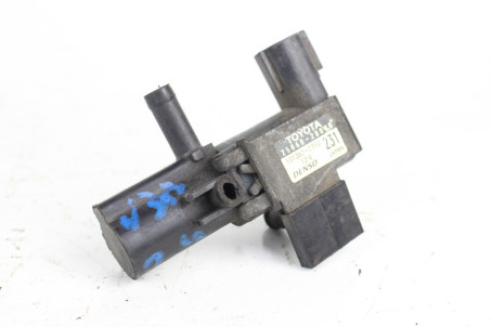 Клапан вакуумний 2.4 Toyota Camry 30 (XV30) 2001-2006 2586028080 (25075)