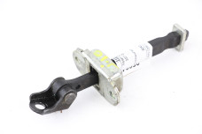 Ограничитель двери задний Nissan Qashqai (J10) 2007-2014 82430JD000 (25664)