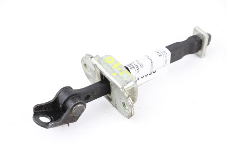 Ограничитель двери задний Nissan Qashqai (J10) 2007-2014 82430JD000 (25664)