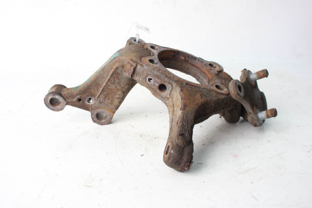 Кулак поворотний правий під ABS Toyota Auris 2012-2020 4321105090 (25698)