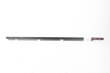 Молдинг стекла двери задний правый Nissan Qashqai (J10) 2007-2014 82820JD00A (26050)