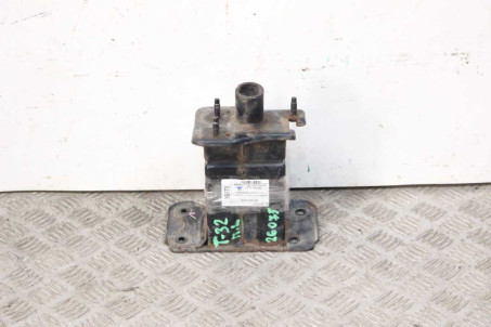 Кронштейн підсилювача бампера передній лівий Nissan X-Trail (T32-Rogue) 2014-2021 622114CL0A (26075)