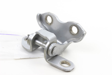 Петля двери задней правой верх Toyota RAV-4 IV 2012-2018 6875020122 (26116)