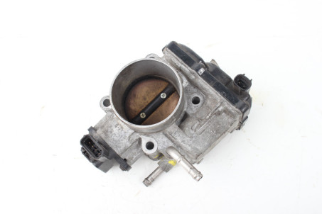 Заслонка дроссельная электро 3.0 EU Toyota Camry 30 (XV30) 2001-2006 2203020051 (26213)