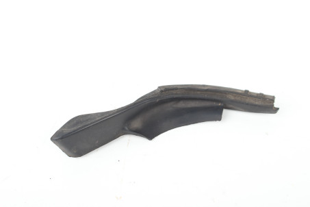 Куточок крила правий Toyota Avalon (GSX30) 2005-2011 53866AC020 (26664)