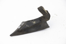 Куточок крила (жабо) LH Nissan Almera (N16) 2000-2006 668954M700 (26682)