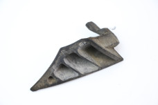 Куточок крила (жабо) RH Nissan Almera (N16) 2000-2006 66894BM400 (26683)