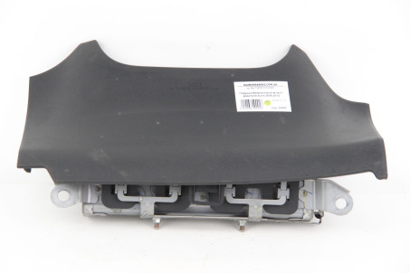Подушка безпеки в ноги LHD Toyota Auris 2006-2012 7390012020B0 (26849)