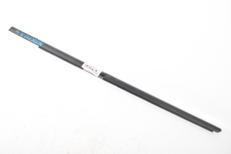 Молдинг скла двері задній лівий Nissan Note (E11) 2006-2013 828219U000 (26987)